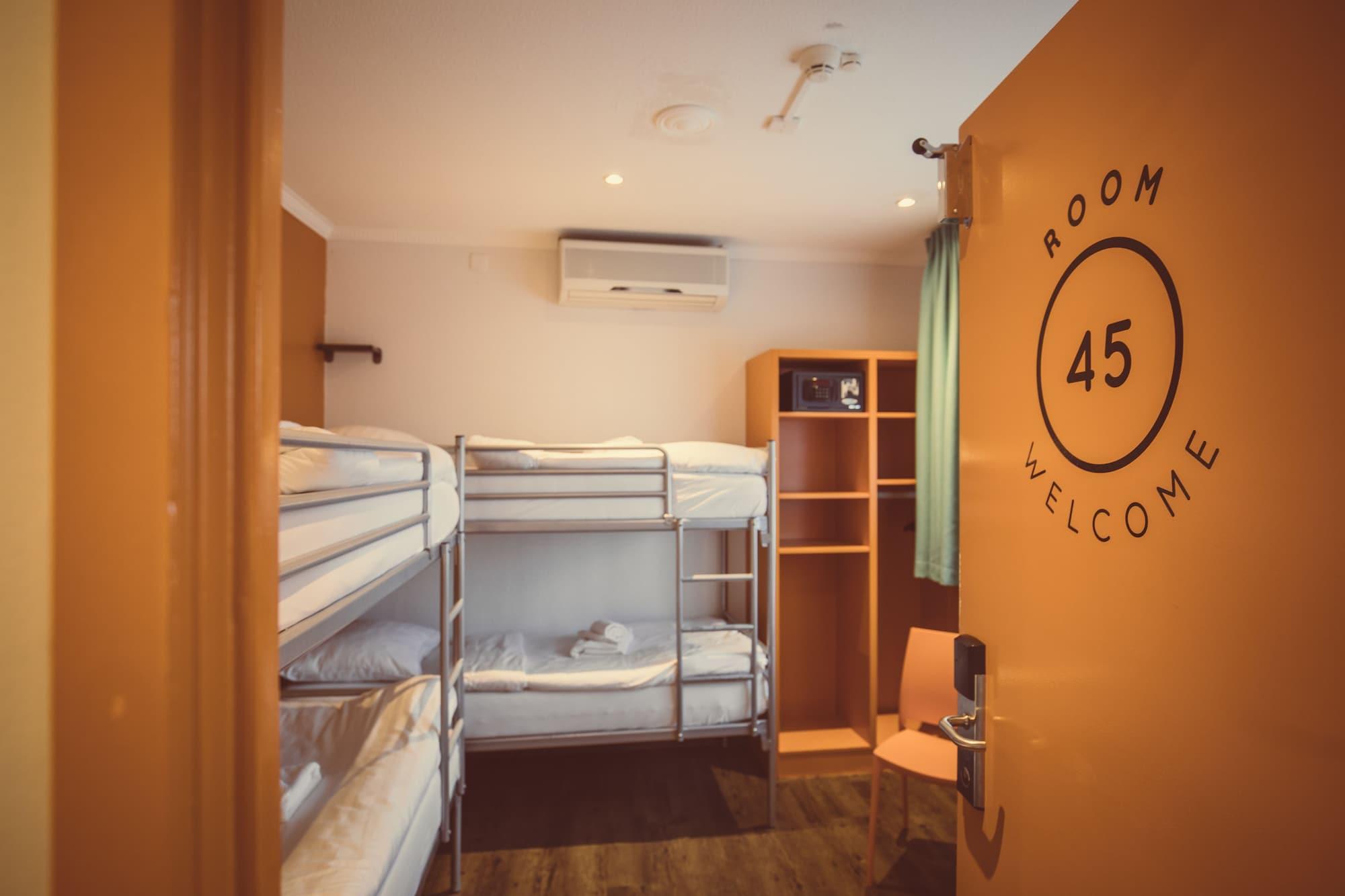 Hotel Budget Tourist